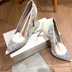 Manolo Blahnik white high heels shoes